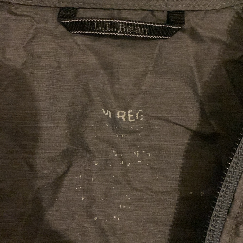 Women’s L.L. Bean Lightweight Windbreaker Medium - Picture 3 of 5